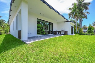 Newly-constructed Wilton Manors luxury waterfront residence - photo 29