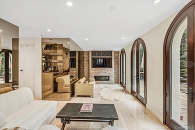 Welcome to this distinguished Mediterranean estate nestled in - photo 10