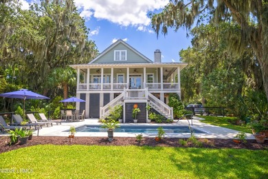 Custom Lowcountry living on the Beaufort River, impeccably - photo 1