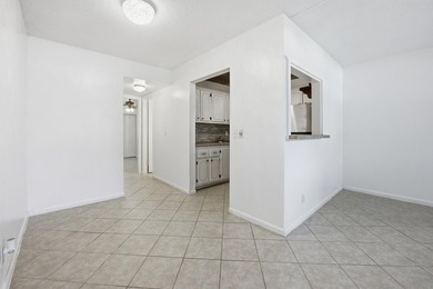 Welcome to this beautifully maintained 1-bedroom, 1-bath - photo 11