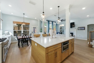 A striking five-bedroom home in the sought-after Silver Lake - photo 12
