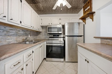 Welcome to this beautifully maintained 1-bedroom, 1-bath - photo 14