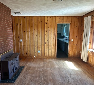 Don't miss this beautiful 3BR 2 BATH 1800+ sq ft home situated - photo 6