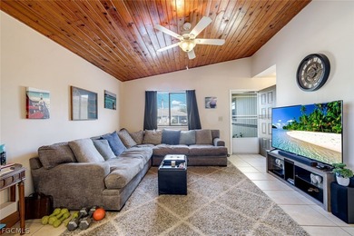Listed below recent appraised value. Back on the market after - photo 15
