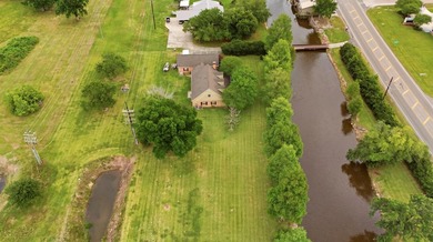 Custom-built with timeless craftsmanship and exceptional quality - photo 29