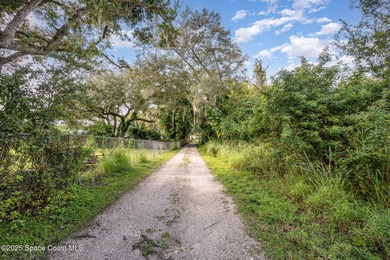 Stunning Indian River estate on coveted South Tropical Trail - photo 22