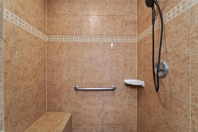 5325 Sandy Shell Dr, Apollo Beach, FL 33572 | 3 Bedrooms | 2 - photo 32