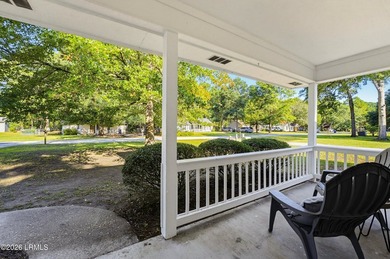 Adorable 3 bedroom / 2 bath cottage on Lady's Island. This home - photo 4
