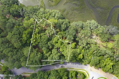 Stunning waterfront homesite among the oaks with expansive views - photo 1