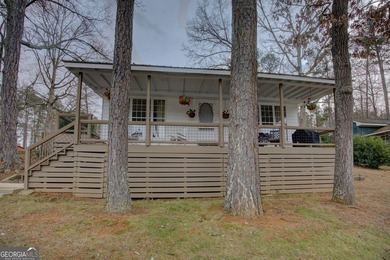 LOCATION, LOCATION, LOCATION... Big price reduction on this cozy - photo 1