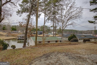 LOCATION, LOCATION, LOCATION... Big price reduction on this cozy - photo 3
