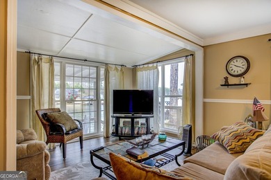 LOCATION, LOCATION, LOCATION... Big price reduction on this cozy - photo 6