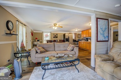 LOCATION, LOCATION, LOCATION... Big price reduction on this cozy - photo 8