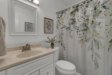 Life in Parkwood Estates is all about location and lifestyle - photo 19