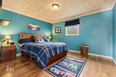 This inviting 3-bed, 2-bath home offers 1,580 sq. ft. of - photo 19