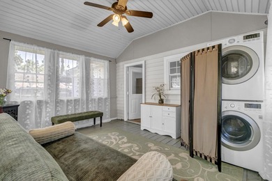 Life in Parkwood Estates is all about location and lifestyle - photo 28