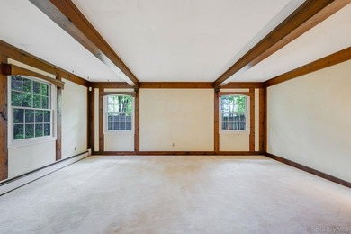 Great opportunity to make this 3-bedroom, 2-bath home your own! - photo 5