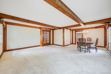 Great opportunity to make this 3-bedroom, 2-bath home your own! - photo 6
