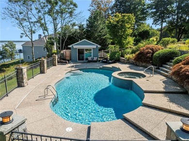 Spectacular waterfront estate perched high above Narragansett - photo 6