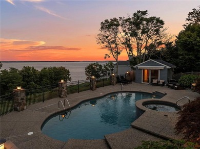 Spectacular waterfront estate perched high above Narragansett - photo 7