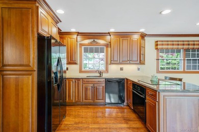 Great opportunity to make this 3-bedroom, 2-bath home your own! - photo 9