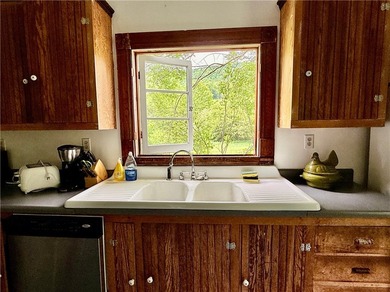 Nestled on 5.65 remarkably private acres along a quiet, bucolic - photo 13