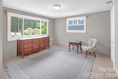 Escape to paradise in this inviting, spacious lakefront home - photo 18