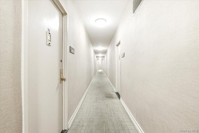 Position your practice in the heart of Forest Hills with this - photo 18