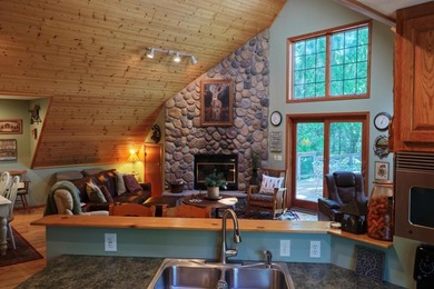 The best of Lake Pepin at your fingertips and the perfect - photo 8