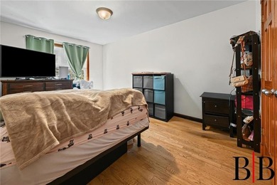 Beautifully redone 2 family house. Nothing to do but move in - photo 8