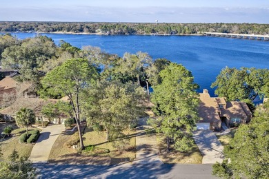 **Rare waterfront opportunity** Set on a high-and-dry deep-water - photo 3