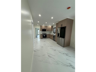 Brand new legal two- family detached house in the heart of - photo 4