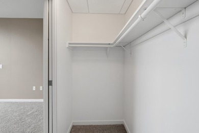 Welcome home to this stunning, bright, open-concept one-bedroom - photo 10