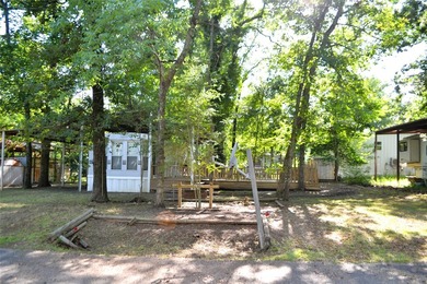 Lake Fork Getaway Ready for Immediate Enjoyment! Nestled within - photo 3