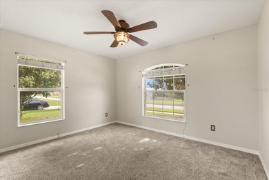 Bright and light meticulously maintained 4 bedrooms, 3 full - photo 17