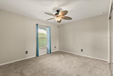 Bright and light meticulously maintained 4 bedrooms, 3 full - photo 19