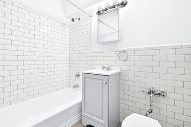 *SPONSOR SALE* NO BOARD APPROVAL! Welcome to the fully renovated - photo 19