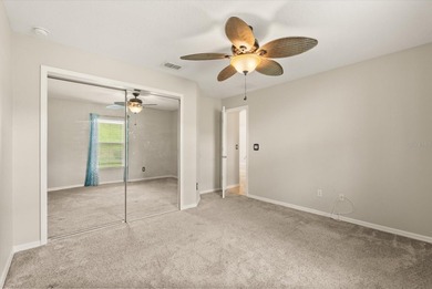 Bright and light meticulously maintained 4 bedrooms, 3 full - photo 20