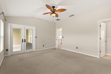 Bright and light meticulously maintained 4 bedrooms, 3 full - photo 23