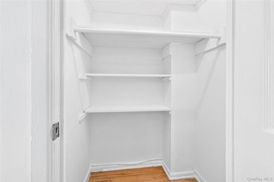 *SPONSOR SALE* NO BOARD APPROVAL! Welcome to the fully renovated - photo 24