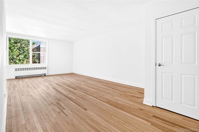 *SPONSOR SALE* NO BOARD APPROVAL! Welcome to the fully renovated - photo 25