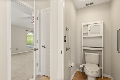 Bright and light meticulously maintained 4 bedrooms, 3 full - photo 27