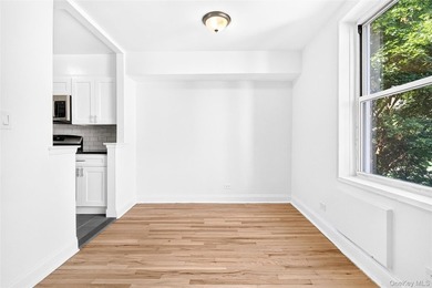 *SPONSOR SALE* NO BOARD APPROVAL! Welcome to the fully renovated - photo 32