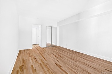 *SPONSOR SALE* NO BOARD APPROVAL! Welcome to the fully renovated - photo 36