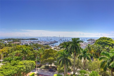 Elegant 9th-floor residence at the exclusive Grovenor House in