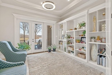 Welcome to 2064 Sloan Lake Dr. an exquisite 5 bed, 6.5 bath - photo 15