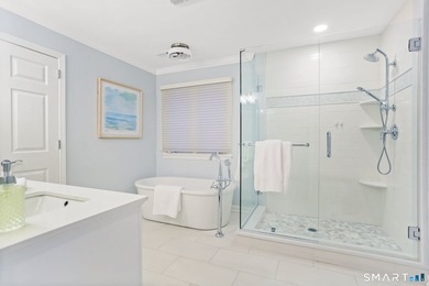 Toes in the sand! BEACHFRONT Home~1149 Walk-Out-To-Sand - photo 25
