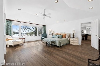 Perched above the shoreline with sweeping, unobstructed views - photo 36