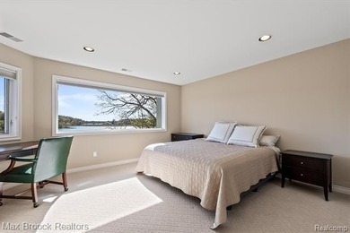 Perched above the shoreline with sweeping, unobstructed views - photo 46