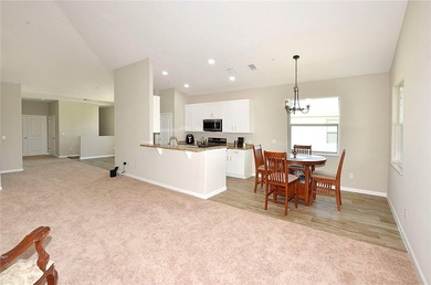 3/2 CBS End Unit across from the Pool. Easy access to three - photo 9